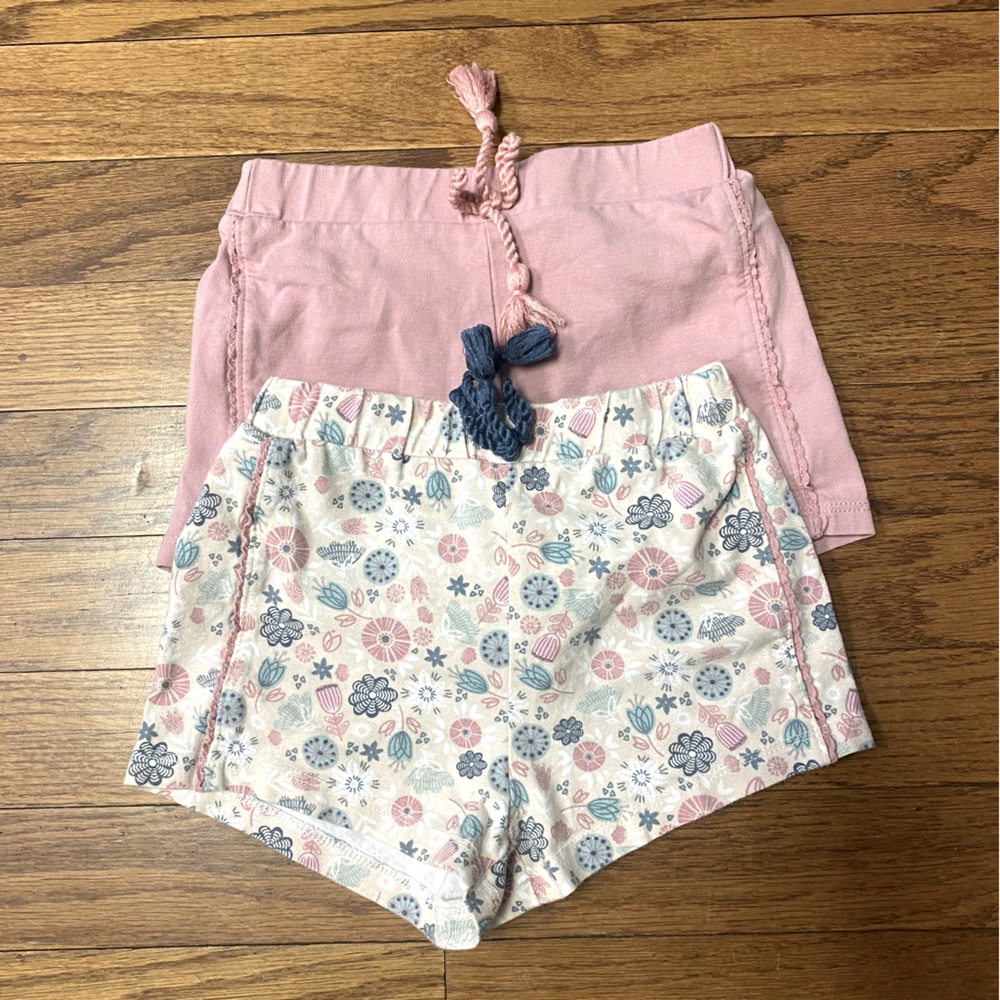 Little Girls Shorts 2T (set of 2)